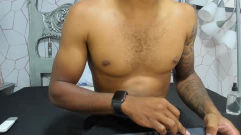 Snapshot of jackmacson chatting on January 2025 02:03:02 AM jackmacson online show from January 2025 02:03:02 AM