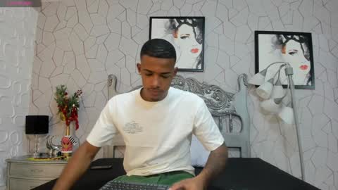 Snapshot of jackmacson chatting on January 2025 12:09:01 PM jackmacson online show from January 2025 12:09:01 PM