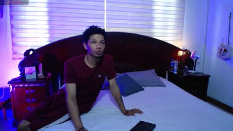 jacko_monnerr online show from November 2025 04:22:02 PM