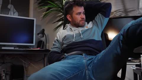 Snapshot of jackoffdude85 chatting on November 2025 06:49:02 AM Colten Carter online show from November 2025 06:49:02 AM