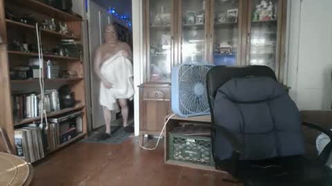 jackskillet_29 online show from April 2026 01:46:01 PM