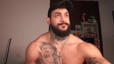 Snapshot of jackson__cottonwood chatting on January 2025 06:28:01 AM JC online show from January 2025 06:28:01 AM