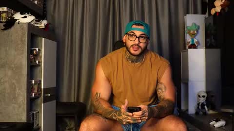 Snapshot of jackson__cottonwood chatting on October 2025 06:53:01 PM JC online show from October 2025 06:53:01 PM