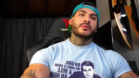 Snapshot of jackson__cottonwood chatting on November 2025 04:36:01 AM JC online show from November 2025 04:36:01 AM