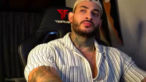 Snapshot of jackson__cottonwood chatting on November 2025 06:52:02 PM JC online show from November 2025 06:52:02 PM