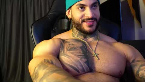 Snapshot of jackson__cottonwood chatting on November 2025 10:20:02 PM JC online show from November 2025 10:20:02 PM