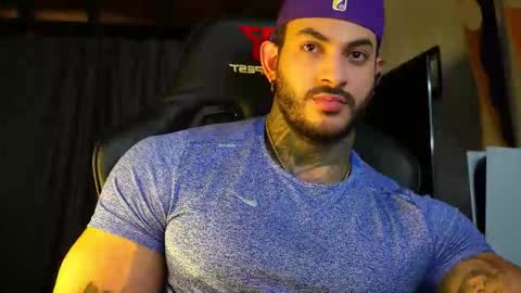 Snapshot of jackson__cottonwood chatting on December 2025 05:18:02 PM JC online show from December 2025 05:18:02 PM