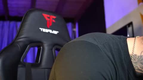 Snapshot of jackson__cottonwood chatting on December 2025 06:30:02 AM JC online show from December 2025 06:30:02 AM