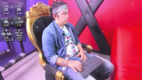 Snapshot of jackson_n_scarlett chatting on November 2025 01:59:02 PM Jackson n Scarlett online show from November 2025 01:59:02 PM