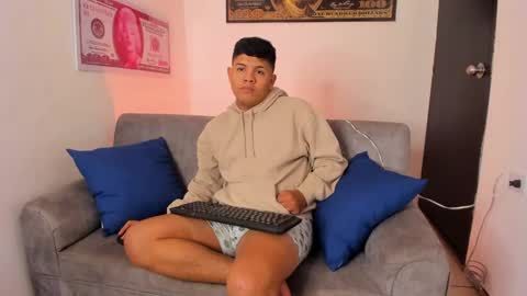 Jackson  online show from February 2025 07:08:02 PM