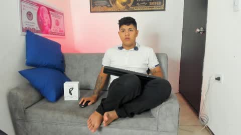 Jackson  online show from February 2025 07:03:01 PM