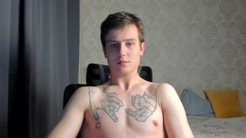 Nikolay online show from October 2025 09:35:01 PM