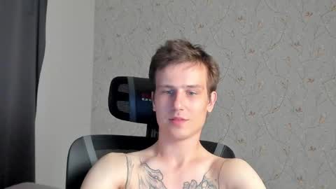 Snapshot of jacksonvox chatting on June 2026 07:40:02 PM Nikolay online show from June 2026 07:40:02 PM