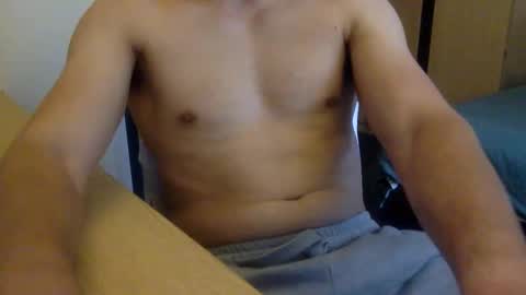 jackt092 online show from May 2026 05:32:02 PM
