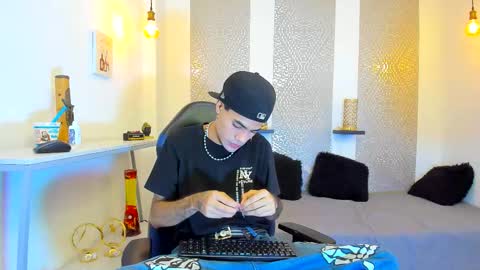 jacob_blackwell online show from November 2025 07:29:02 PM