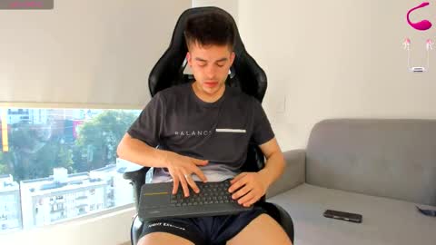 JACOB FERRER online show from March 2026 09:32:02 PM