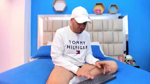 Snapshot of jacob_garcia_ chatting on October 2025 07:14:01 PM jacob_garcia_ online show from October 2025 07:14:01 PM