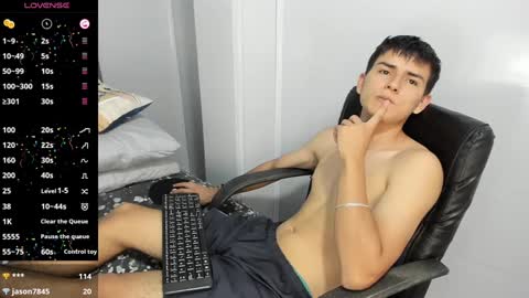 Snapshot of jacobb_lee chatting on December 2024 01:18:02 AM Jacob Lee online show from December 2024 01:18:02 AM