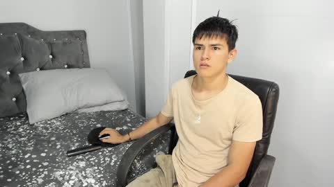 Snapshot of jacobb_lee chatting on December 2024 04:17:01 PM Jacob Lee online show from December 2024 04:17:01 PM