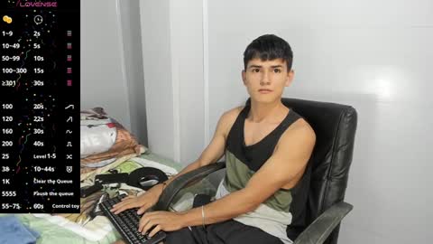 Snapshot of jacobb_lee chatting on January 2025 09:09:02 PM Jacob Lee online show from January 2025 09:09:02 PM