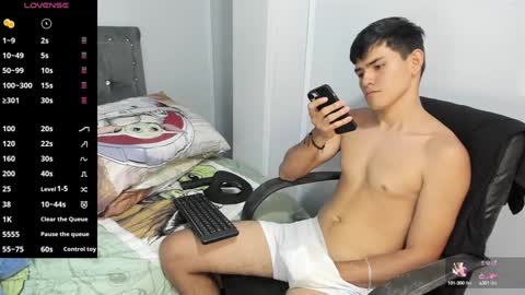 Snapshot of jacobb_lee chatting on January 2025 12:36:01 AM Jacob Lee online show from January 2025 12:36:01 AM