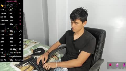 Snapshot of jacobb_lee chatting on February 2025 08:24:01 PM Jacob Lee online show from February 2025 08:24:01 PM