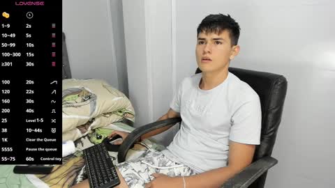 Snapshot of jacobb_lee chatting on February 2025 08:20:02 PM Jacob Lee online show from February 2025 08:20:02 PM