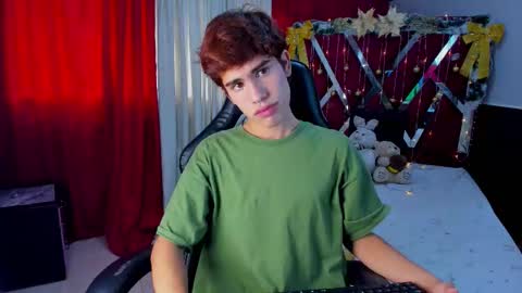 jacobelord online show from December 2025 01:05:01 PM