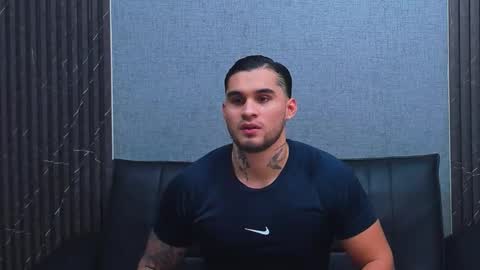 jacobsthorm online show from November 2025 03:59:02 AM