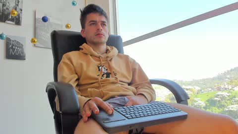 JACOB STONES online show from December 2024 01:45:02 PM