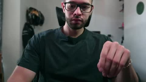 Snapshot of jacobt77 chatting on January 2026 03:27:01 PM Jacob online show from January 2026 03:27:01 PM