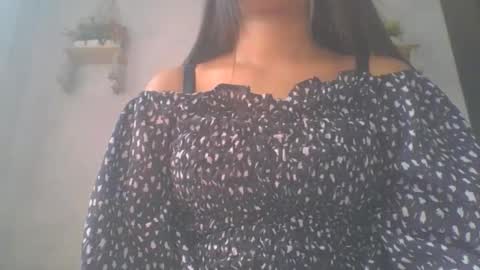 jacqueline_fernandez online show from November 2025 07:18:02 AM