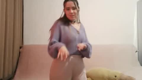 jacquelynsundin online show from October 2025 12:44:02 PM