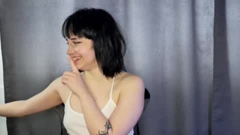 Sofia online show from March 2026 01:04:02 PM