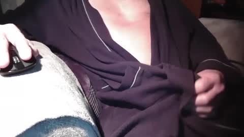 Snapshot of jacybob chatting on February 2025 11:24:02 PM jason online show from February 2025 11:24:02 PM