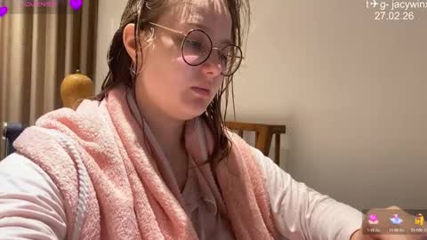 jacywinslat online show from February 2026 10:59:01 AM