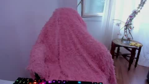 Snapshot of jade879 chatting on June 2026 05:06:02 AM Jade online show from June 2026 05:06:02 AM