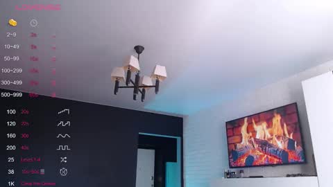 Snapshot of jade__swift chatting on October 2025 12:11:01 PM Jade online show from October 2025 12:11:01 PM