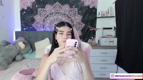 Snapshot of jade__weed chatting on January 2025 06:53:02 AM online show from January 2025 06:53:02 AM
