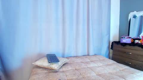  Jade Brunete  online show from October 2025 09:05:02 PM