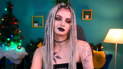 Snapshot of jade_castle chatting on December 2024 05:15:01 AM jade_castle online show from December 2024 05:15:01 AM