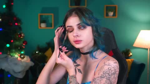 Snapshot of jade_castle chatting on December 2024 01:24:01 AM jade_castle online show from December 2024 01:24:01 AM