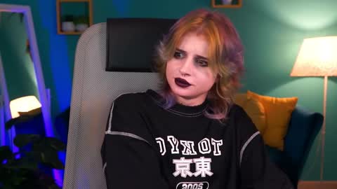 Snapshot of jade_castle chatting on February 2025 08:02:02 AM jade_castle online show from February 2025 08:02:02 AM