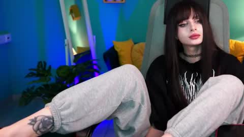 Snapshot of jade_castle chatting on February 2025 08:28:02 AM jade_castle online show from February 2025 08:28:02 AM