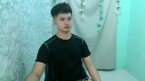 jade_halo online show from May 2026 01:06:01 PM