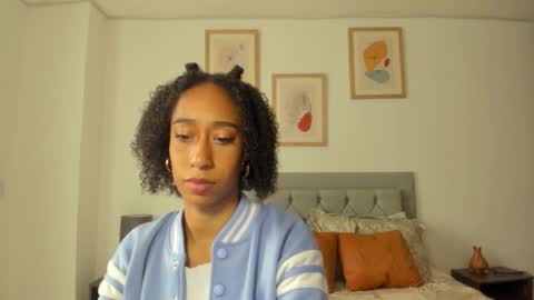 Jade smile online show from October 2025 06:06:02 PM