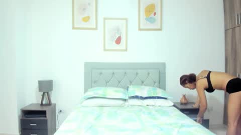 Jade smile online show from February 2026 05:08:01 PM