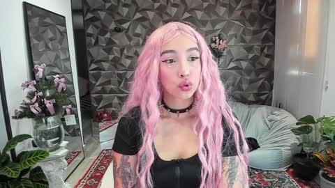 Snapshot of jade_porn chatting on December 2024 11:52:02 AM Jade  independent model online show from December 2024 11:52:02 AM