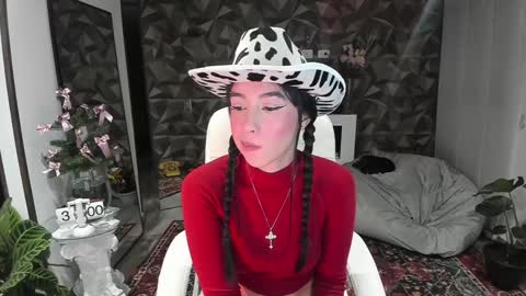 Snapshot of jade_porn chatting on December 2024 10:45:02 AM Jade  independent model online show from December 2024 10:45:02 AM
