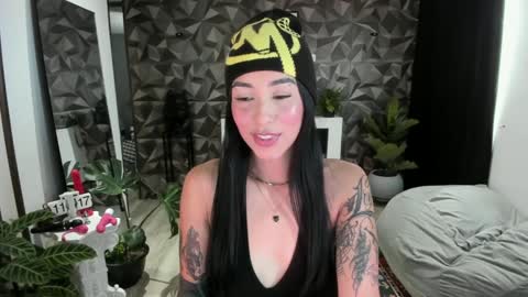 Snapshot of jade_porn chatting on February 2025 04:14:02 PM Jade  independent model online show from February 2025 04:14:02 PM